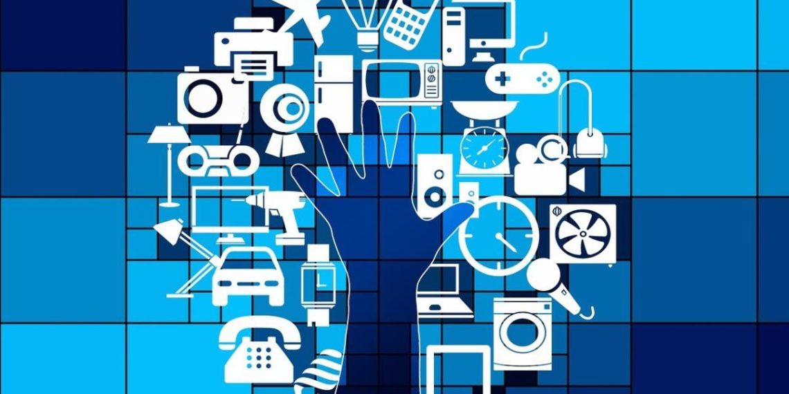 4 criteria enterprises use to pick best-in-class IoT device management